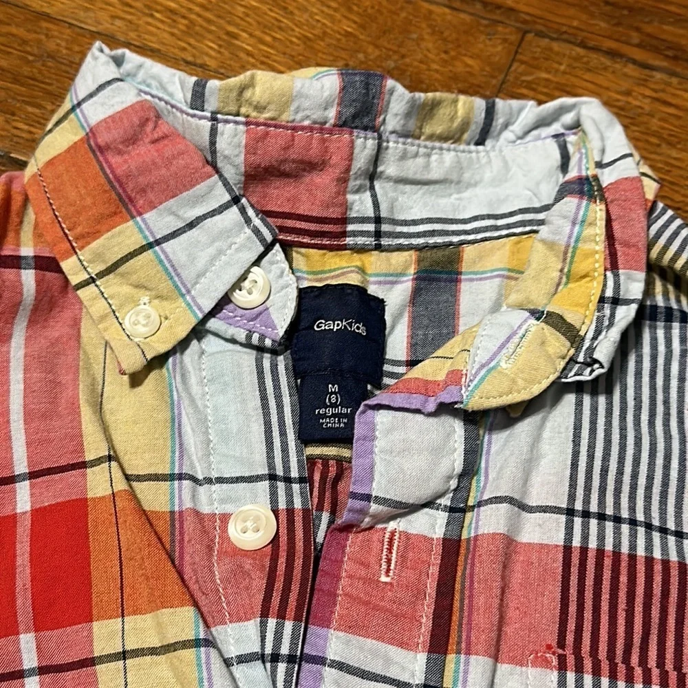 Gap Kids Boys Multi-color Plaid Button Front Shirt, M (8)